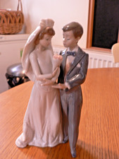 A LOVELY  LLADRO 5885 "FROM THIS DAY FORWARD"  BRIDE & GROOM FIGURE.