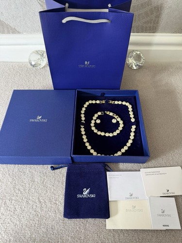 Swarovski jewelry set - jewelry,