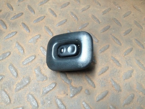 Nissan terrano se - nissan,
