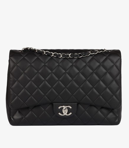 Chanel 2011 black quilted - black,