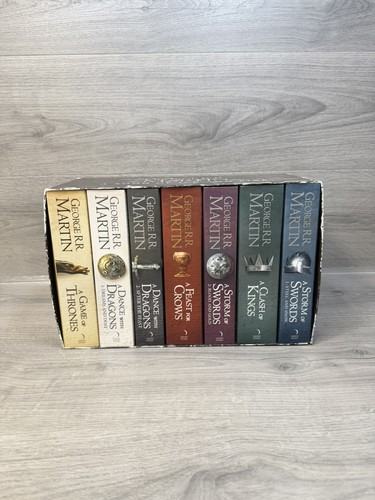Game thrones book box - book,