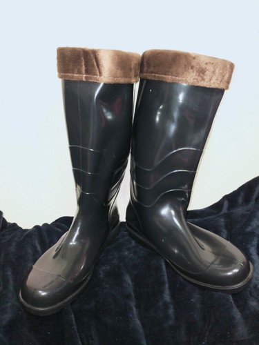 Gloss black soft unlined pvc - soft,