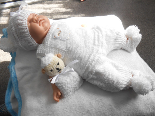 Hand knitted white woolly - white.., *woolly
