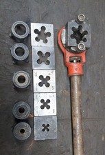 BSP BSPT die set. Manual pipe