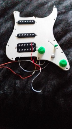 Fully loaded scratch plate - fully,