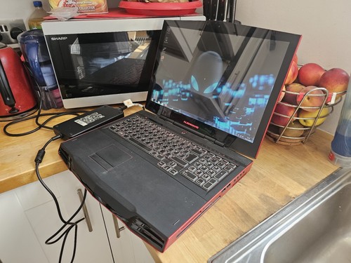 Older gaming laptop alienware - older,