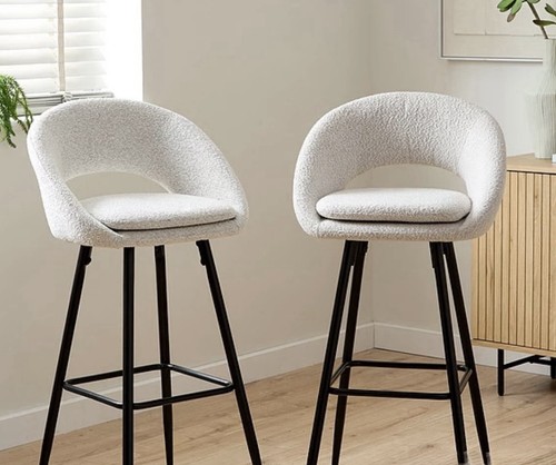 Aurelia boucle bar stools - 4,