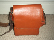 STUNNING VINTAGE TAN SUBSTANTIAL LEATHER MESSENGER BAG/ORGANISER/XBODY - UNISEX