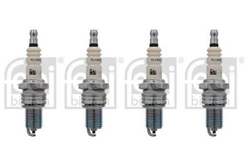 Spark plugs set fits - plugs,