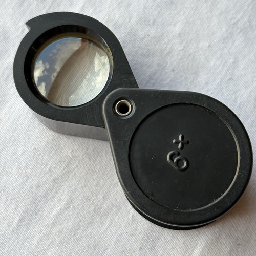 Loupe magnifier from the - 6x,