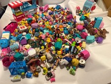 LARGE SHOPKINS MINI COLLECTION