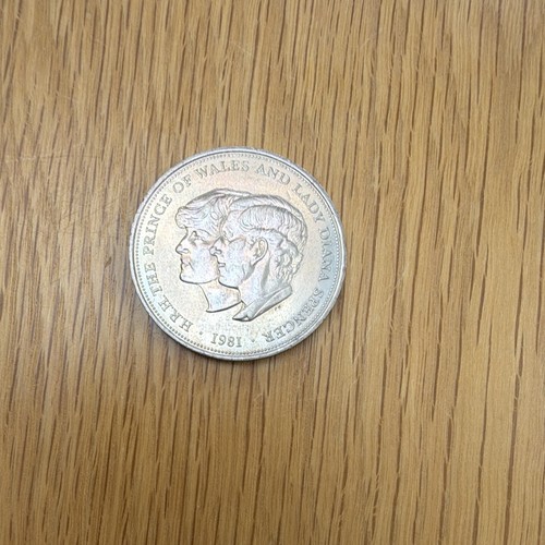 1981 silver commemorative - 1981,