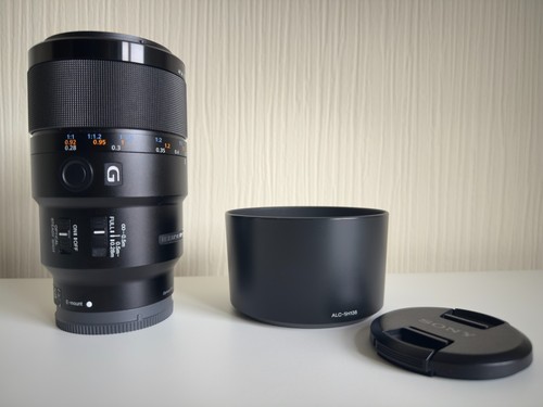 Sony lens 90mm - 90mm, macro