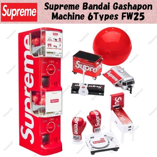 Supreme bandai gashapon - supreme,