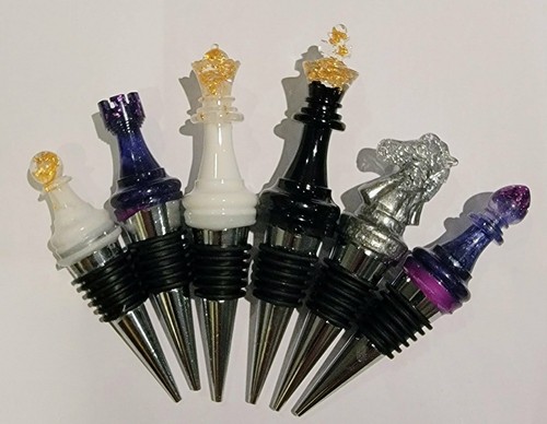 Handmade resin chess - resin, pieces