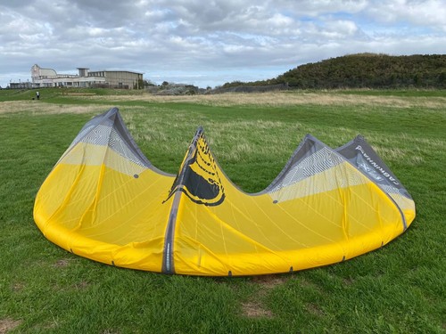 14m cabrinha mint condition - 14m,