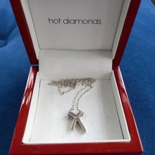 Hot diamonds sterling silver