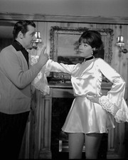 Linda THorson Avengers 10" x