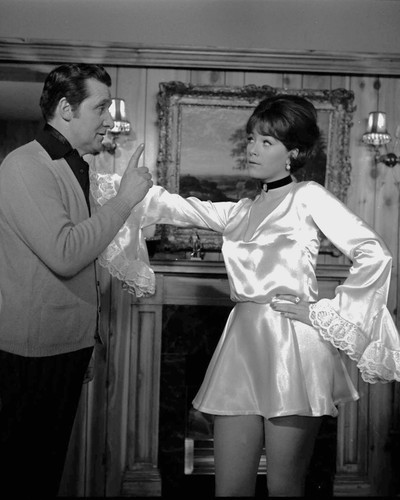 Linda thorson avengers - avengers, 10"
