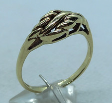Ladies 9ct yellow gold Pinky Signet ring size Q weight 2.4 grams