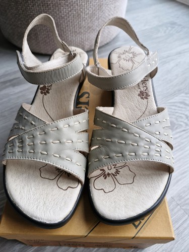 Ladies leather beige padders - ladies,