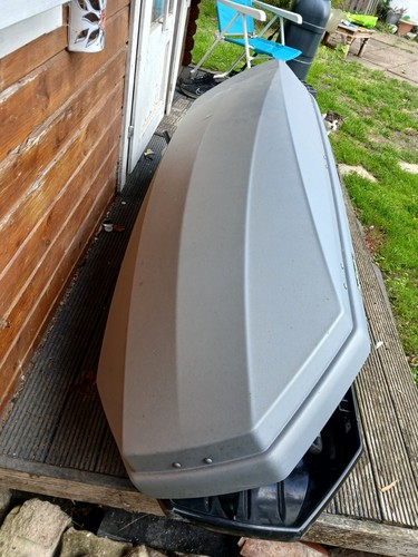 Universal halfords roof box - halfords,