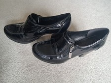 Clarks Heels 5 Black patent