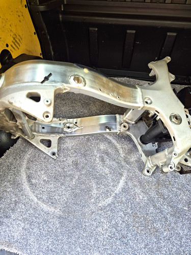Suzuki hayabusa frame - suzuki,