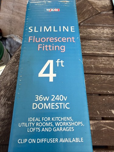 Slimline fluorescent fitting - slimline,
