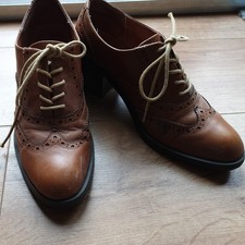 Office London Vintage 70s Tan