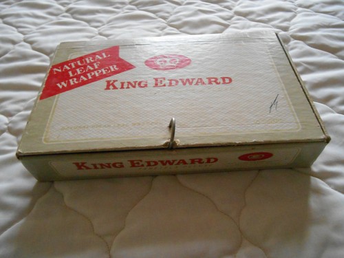 1979 king edward empty cigar - ,