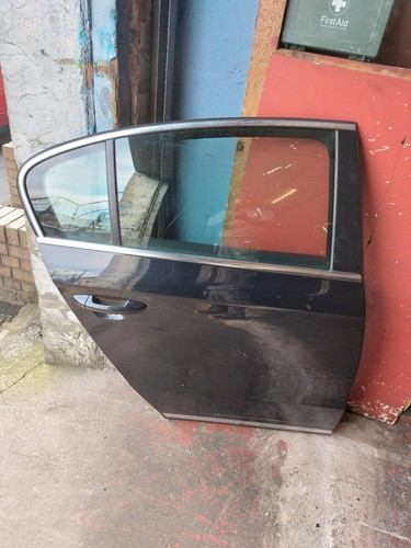 Volkswagen passat rear - volkswagen,
