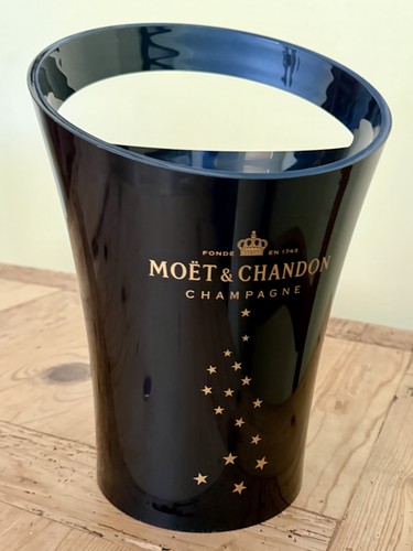 Moet chandon black gold - chandon,