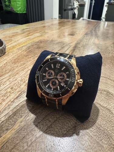 Gold and black - gold,