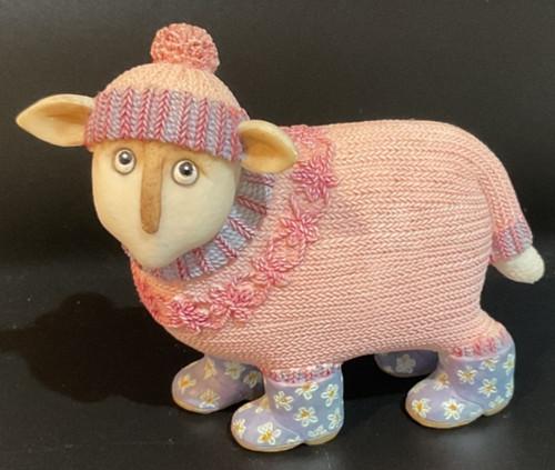 Ewe flora sheep - ewe, flora,