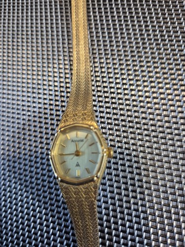 Ladies accurist quartz - ladies,