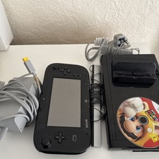 Nintendo Wii U Basic Set 8GB Handheld System - Black Fully Working GC