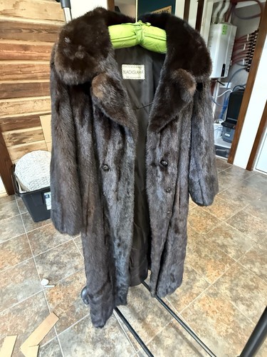 Blackglama vintage dark ranch - blackglama,