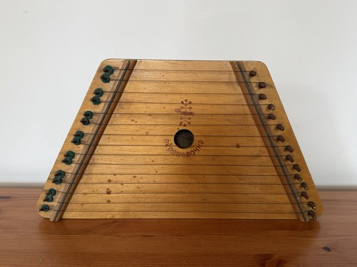 Vintage musicopia wooden - vintage,