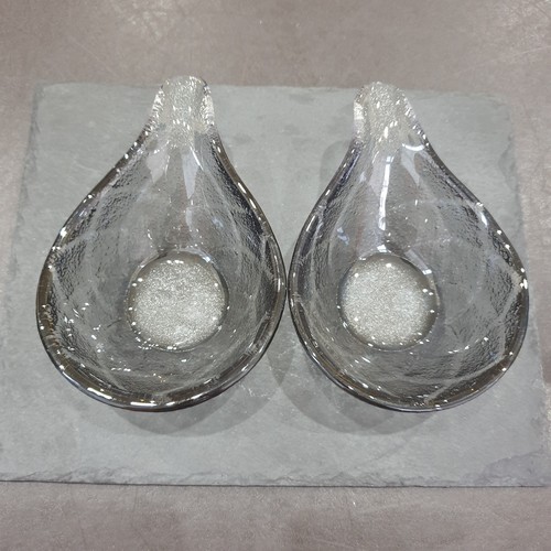 Pair wedgwood frank thrower - pair,