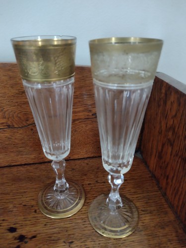 Vintage pair champagne - vintage,