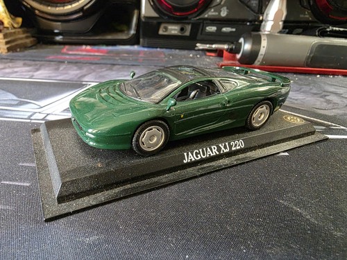 Jaguar xj220 model car - xj220,