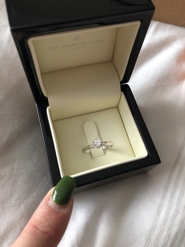 Ethical carat solitaire - 0.5,