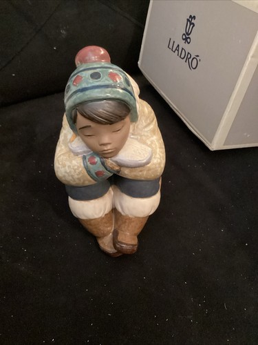 Lladro 12159 pensive eskimo - lladro, #12159