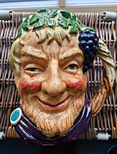 Royal doulton bacchus d6499 - bacchus,