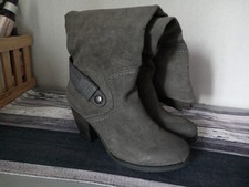 Womens grey over knee heeled