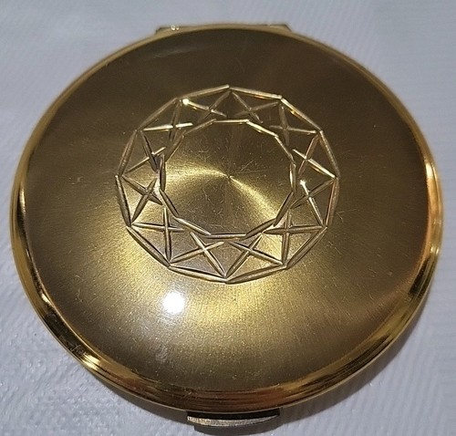 Kigu vintage powder compact - kigu,