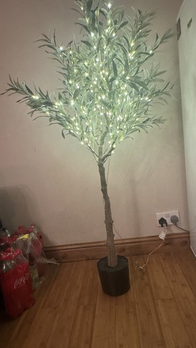 Light twig tree - light, up