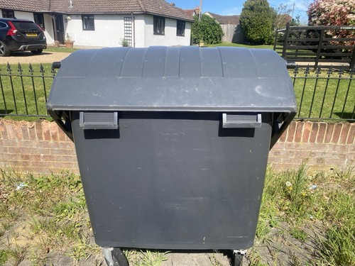 1100 litre roll - , top