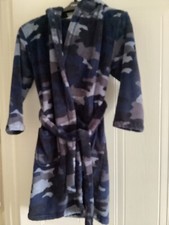 Boys dressing gown, age 8-9